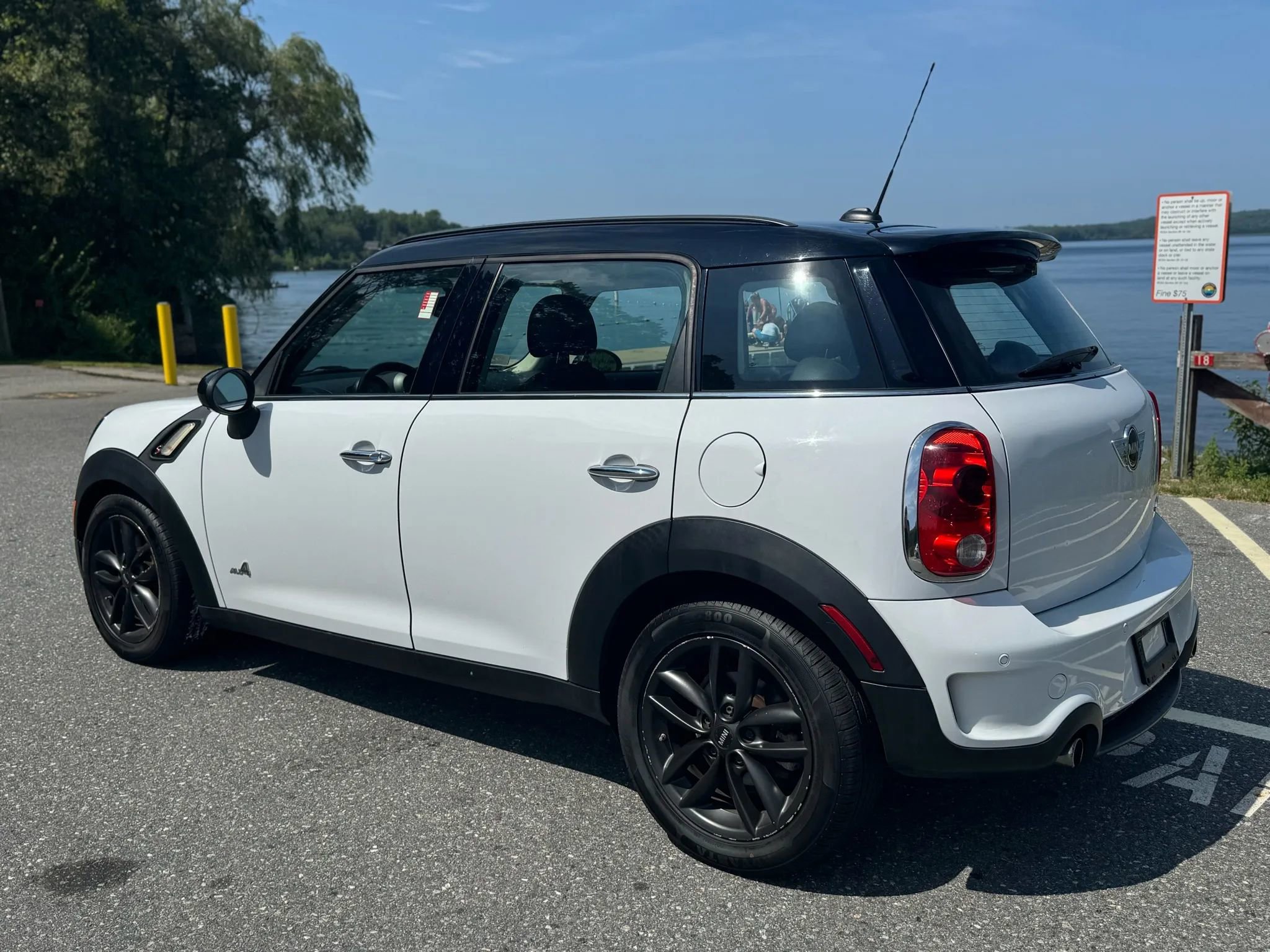 Used 2012 MINI Cooper Countryman S image 4