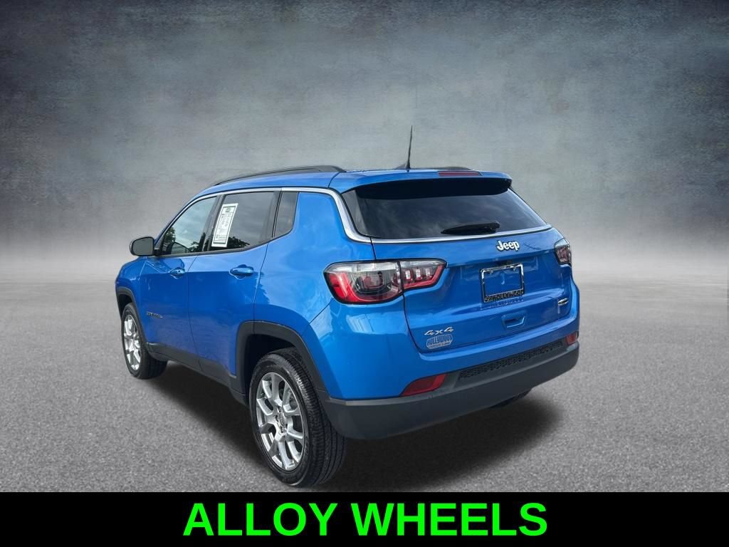 Certified 2022 Jeep Compass Latitude AWD/4WD image 7