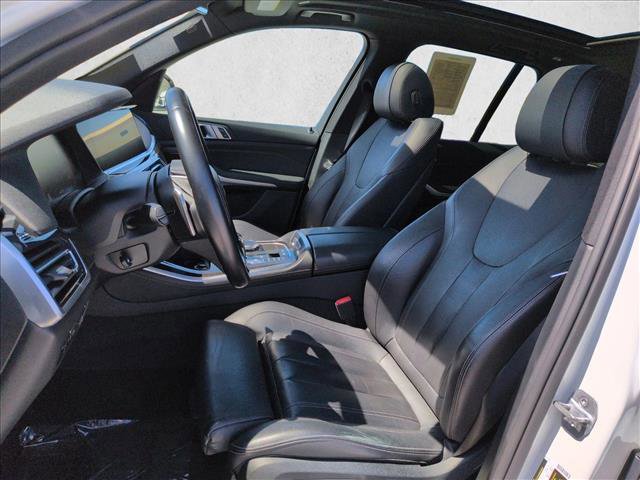 Used 2019 BMW X5 xDrive40i w/ Convenience Package AWD/4WD image 17