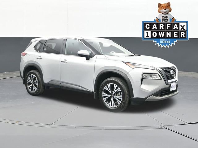 Used 2023 Nissan Rogue SV image 1