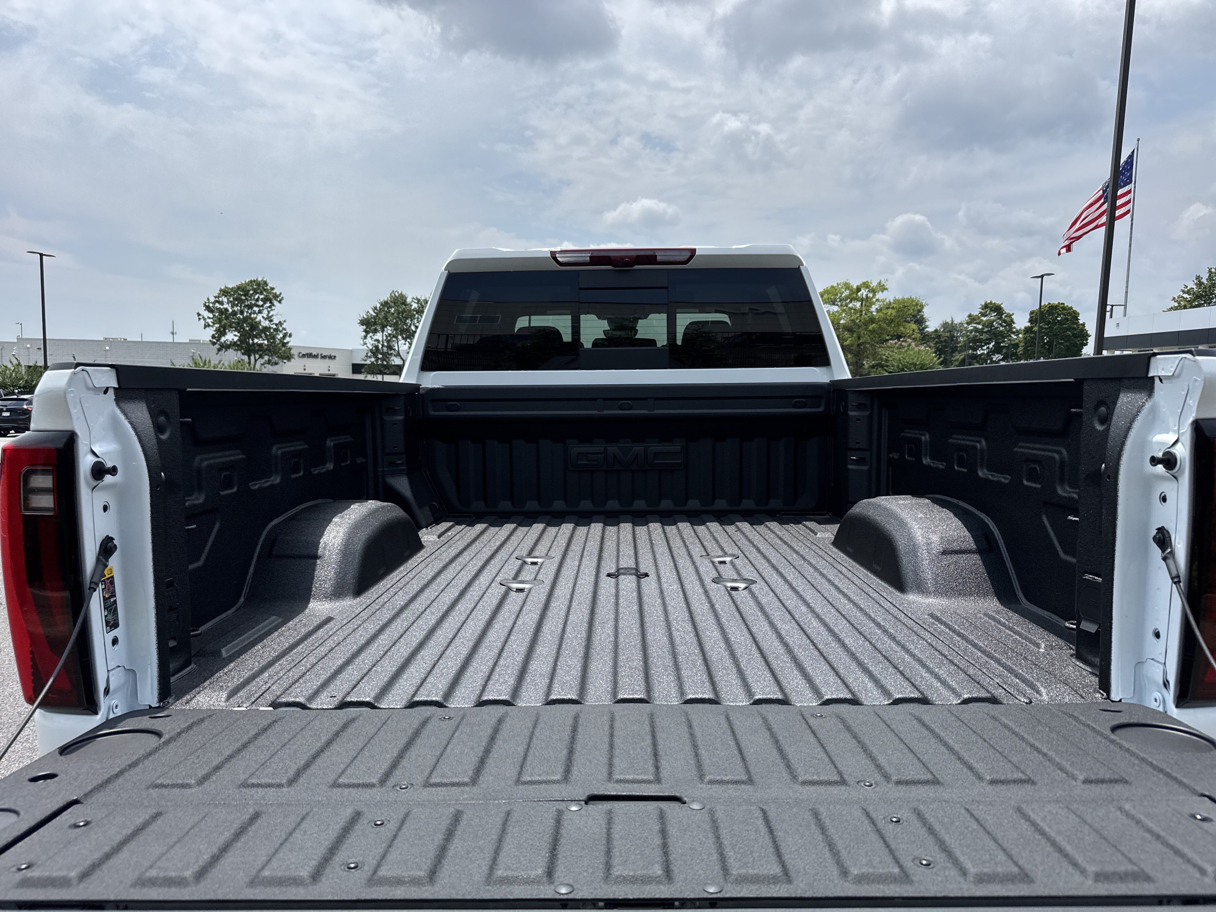 New 2026 GMC Sierra 2500 Denali w/ Denali Reserve Package AWD/4WD image 33
