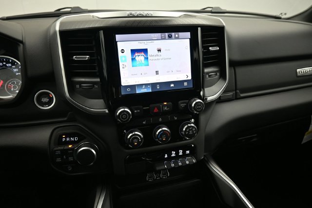 New 2027 RAM 1500 4x4 Crew Cab image 7