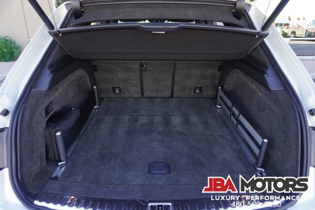 Used 2020 Bentley Bentayga Speed image 21