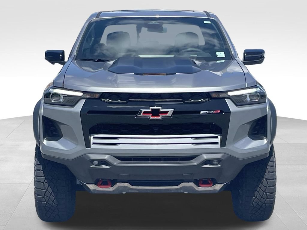New 2026 Chevrolet Colorado ZR2 w/ Technology Package AWD/4WD image 9