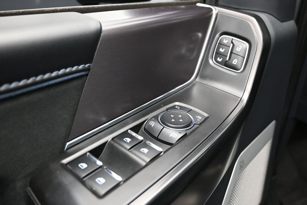 Used 2024 Ford F150 Platinum AWD/4WD image 16