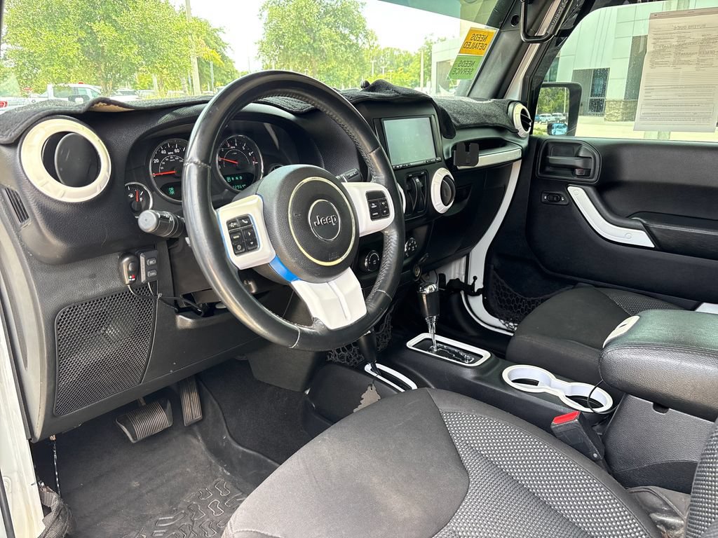 Used 2016 Jeep Wrangler Sport AWD/4WD image 5