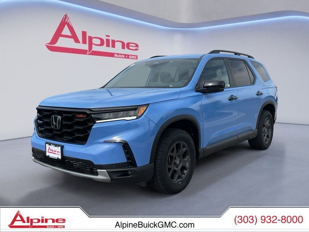 Used 2025 Honda Pilot TrailSport