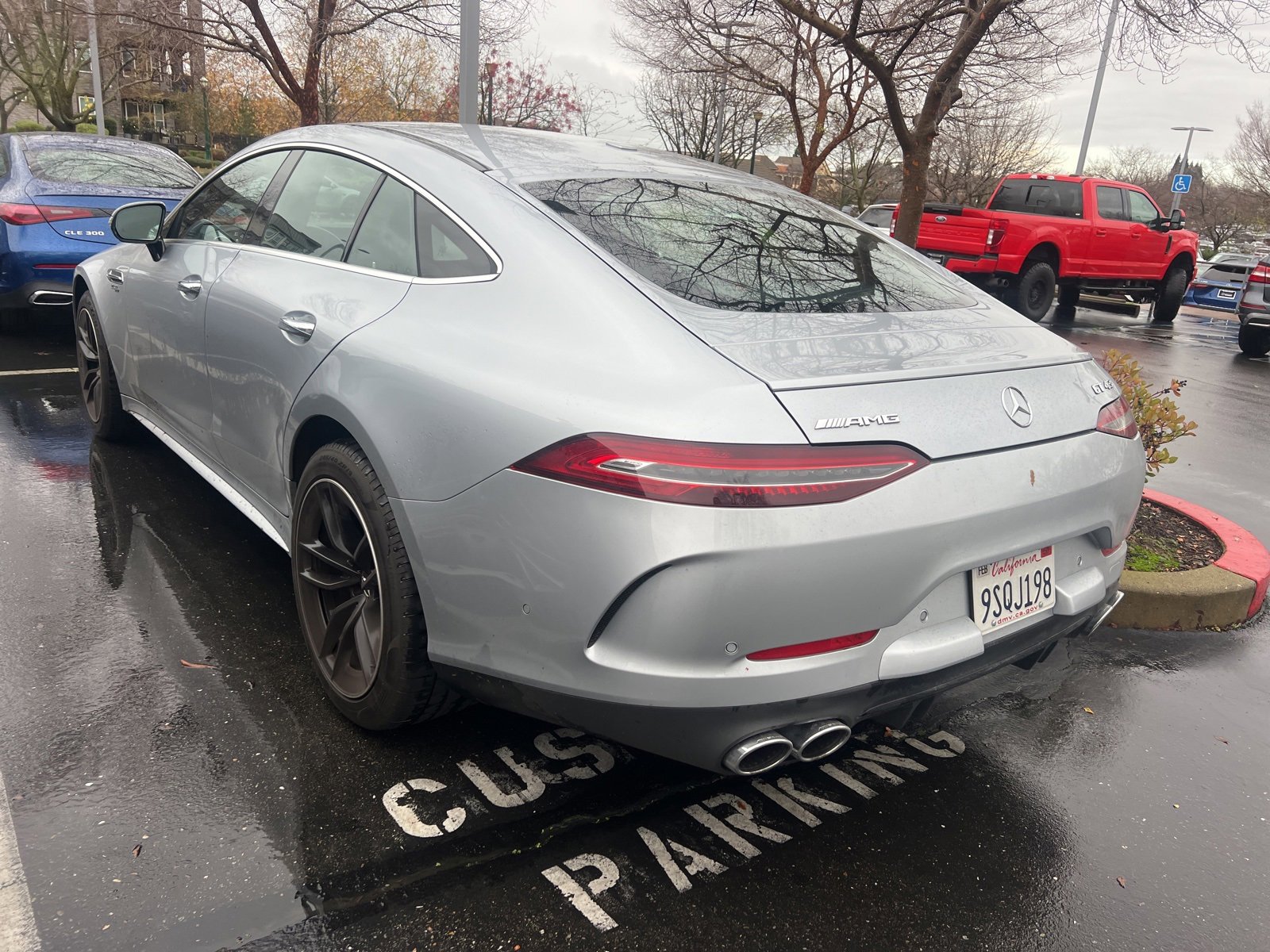 Used 2023 Mercedes-Benz AMG GT 43 image 3