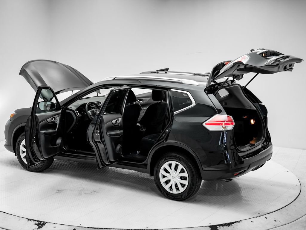 Used 2016 Nissan Rogue S w/ Appearance Package AWD/4WD image 32