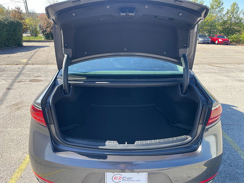 Used 2018 Kia Cadenza Premium image 37