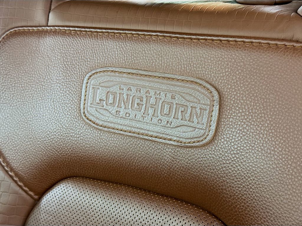 Used 2019 RAM 1500 Laramie Longhorn image 17