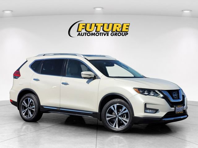 Used 2017 Nissan Rogue SL w/ SL Premium Package