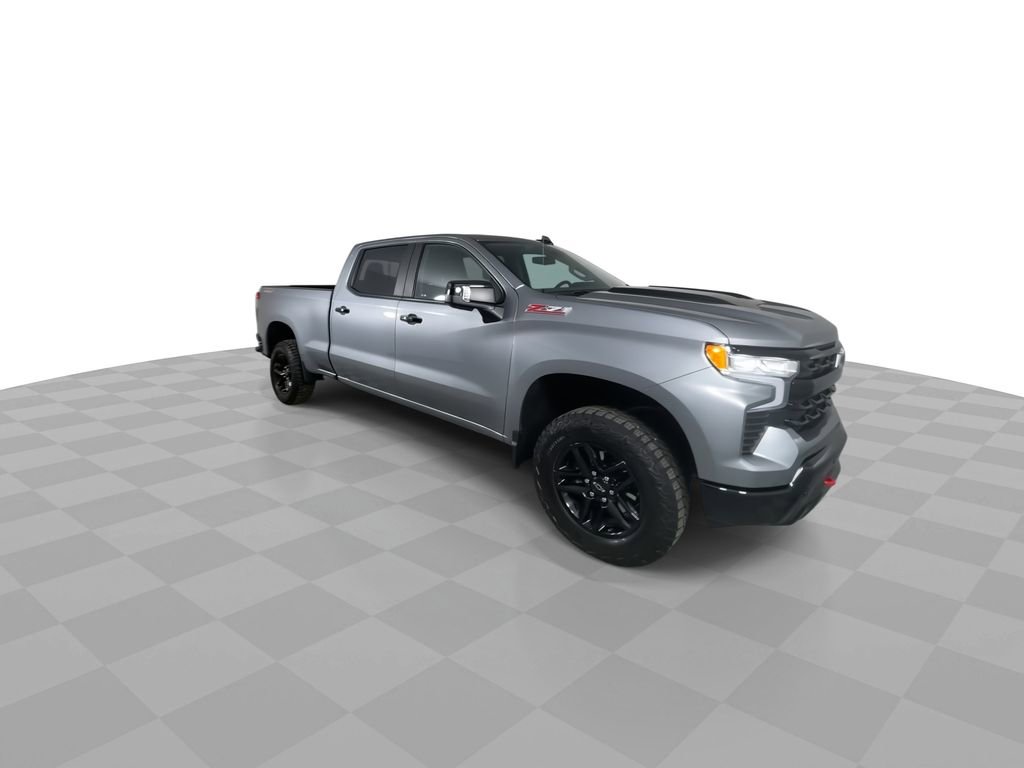 Used 2025 Chevrolet Silverado 1500 LT Trail Boss w/ LT Trail Boss Premium Package image 2