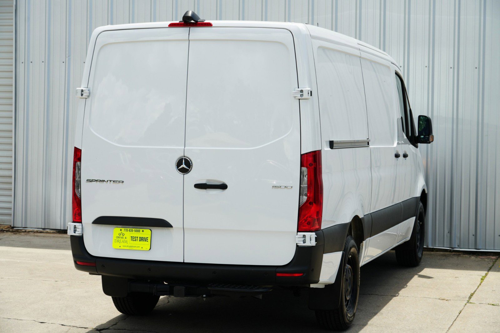 Used 2023 Mercedes-Benz Sprinter 1500 image 42