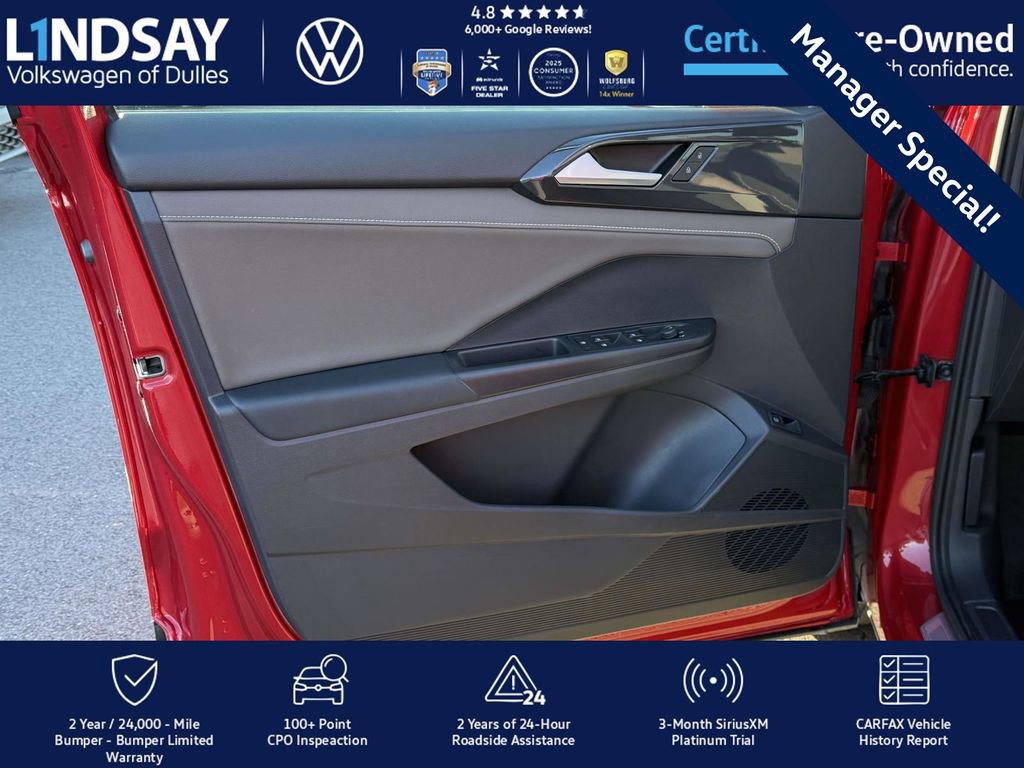 Certified 2022 Volkswagen Taos SEL image 9