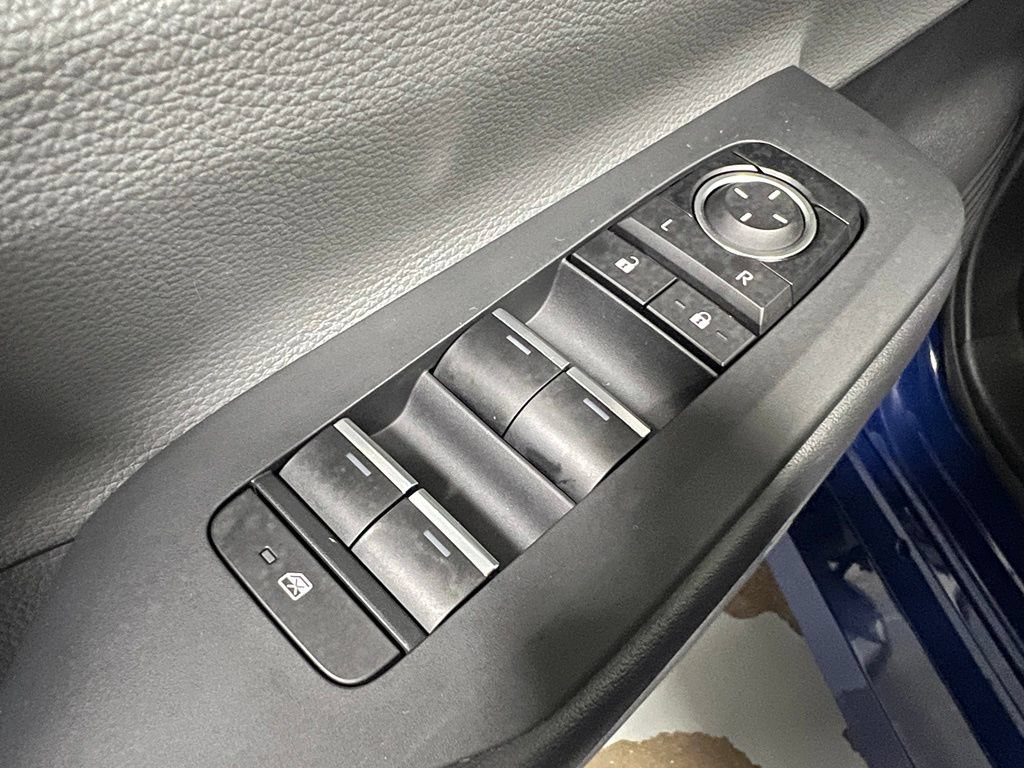 Certified 2023 Toyota Prius XLE FWD image 40