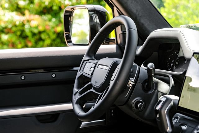 New 2026 Land Rover Defender 130 V8 AWD/4WD image 17