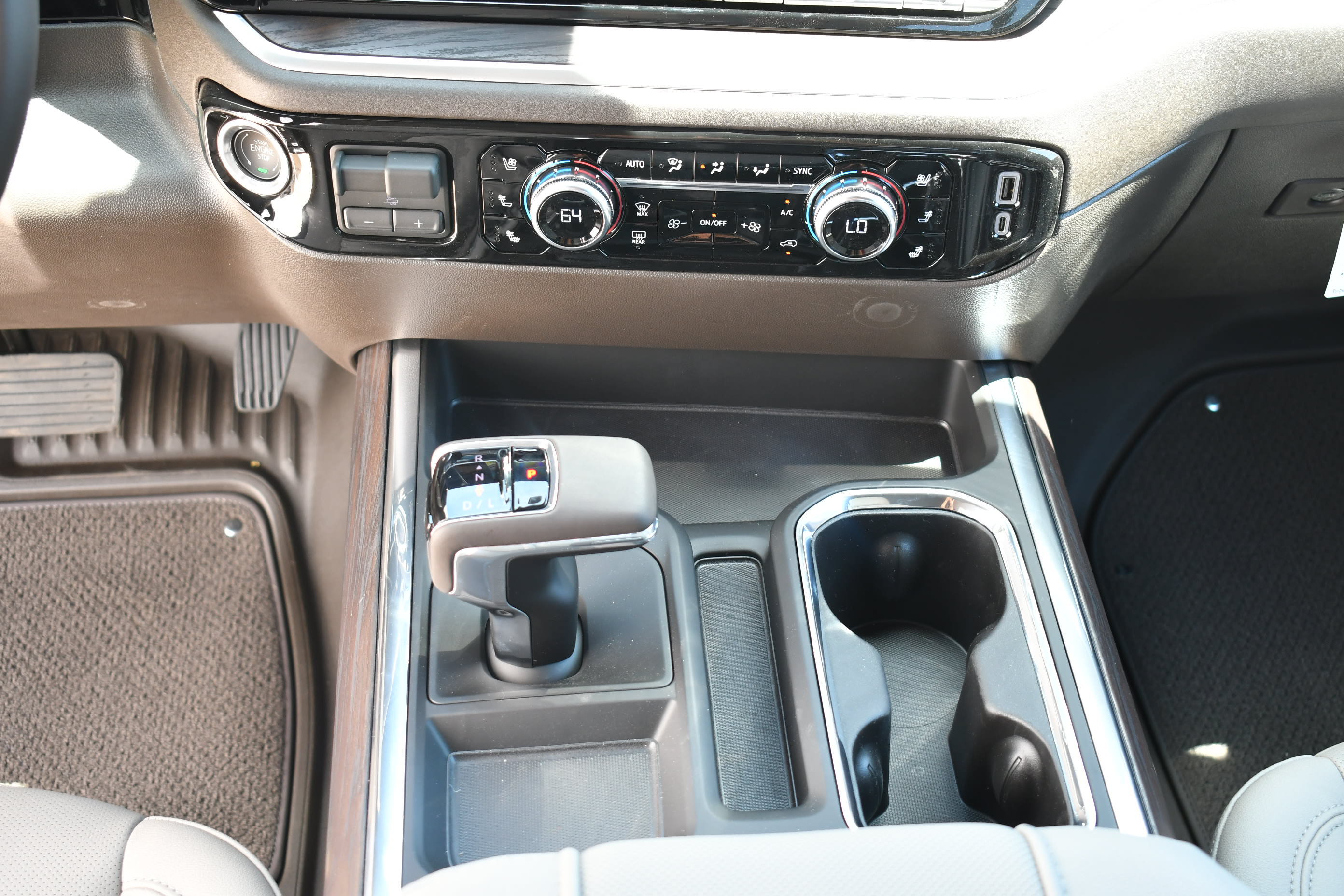 New 2026 GMC Sierra 1500 SLT w/ SLT Premium Plus Package RWD image 24