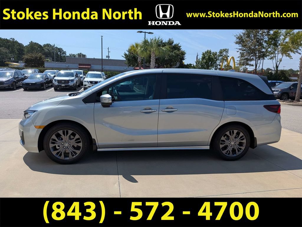 Certified 2026 Honda Odyssey Touring image 11