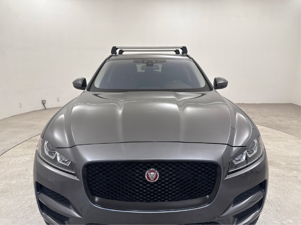 Used 2018 Jaguar F-PACE Premium AWD/4WD image 11