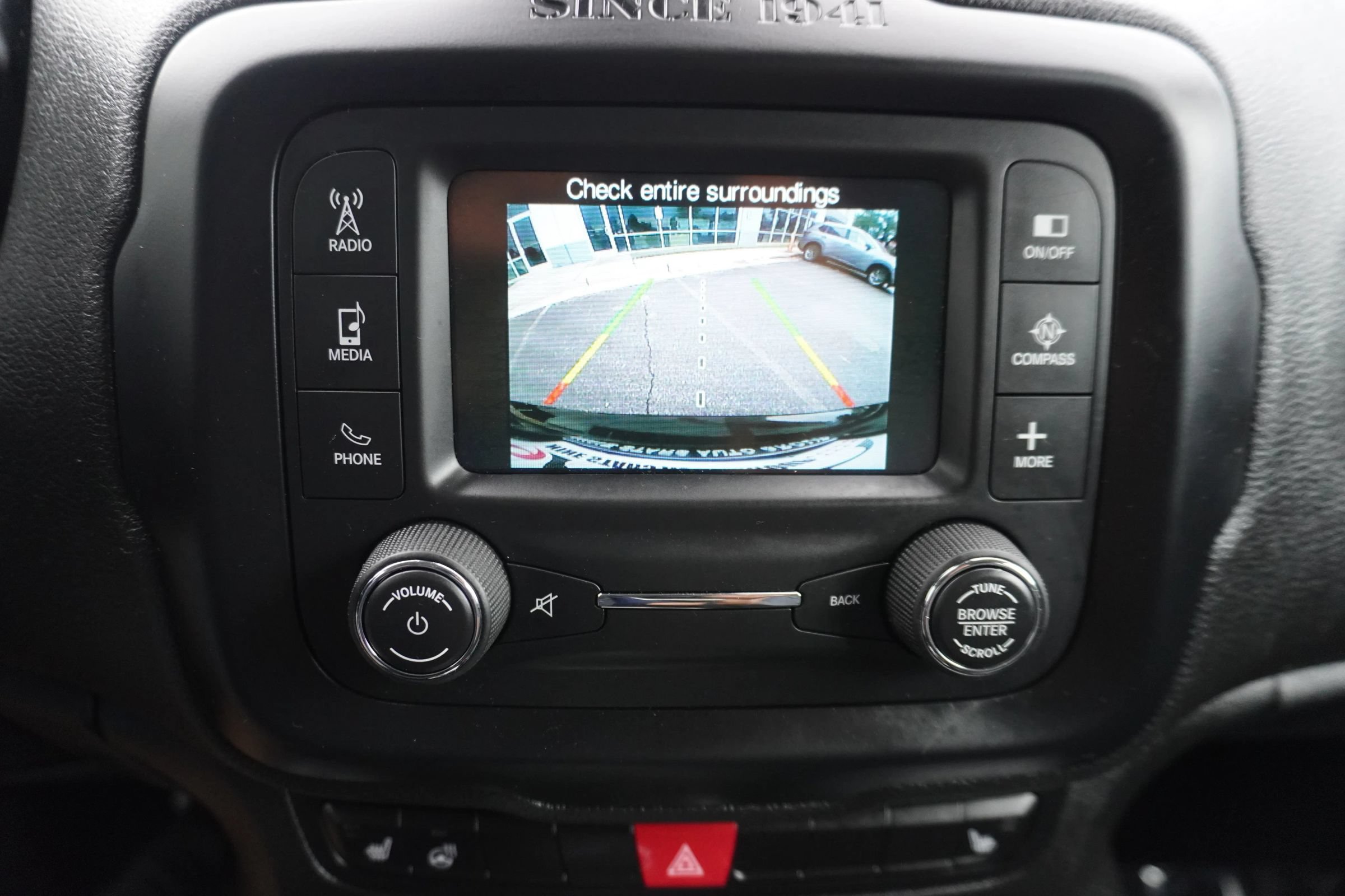Used 2015 Jeep Renegade Limited FWD image 22