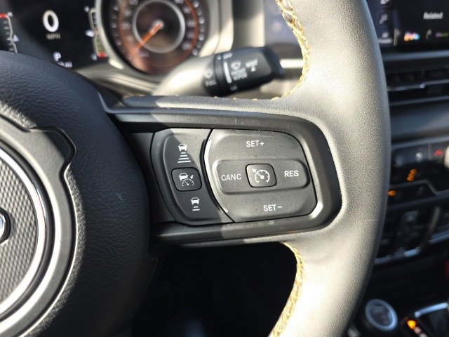 Used 2024 Jeep Gladiator Sport image 21