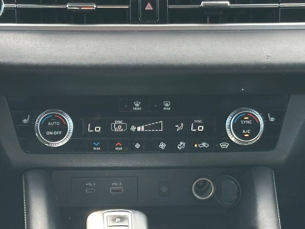 Used 2022 Mitsubishi Outlander SEL AWD/4WD image 34