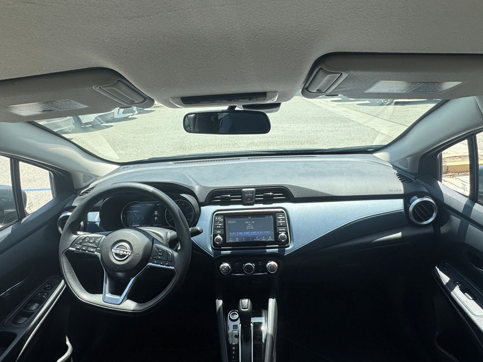 Used 2025 Nissan Versa SV FWD image 32