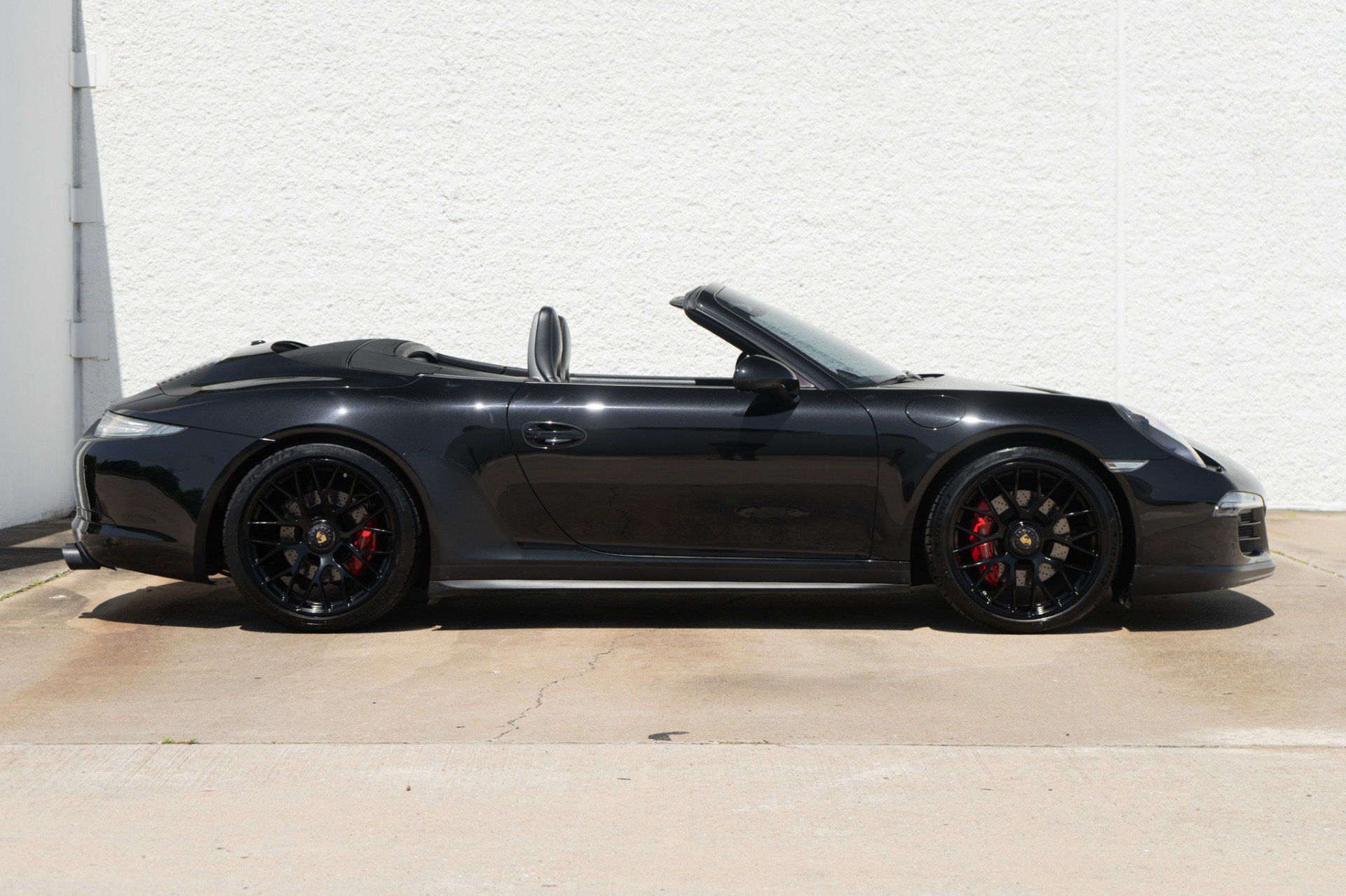Used 2016 Porsche 911 Carrera GTS RWD image 5