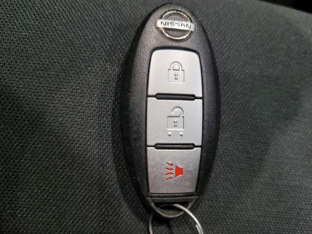 Used 2017 Nissan Pathfinder S FWD image 32