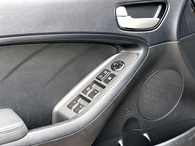 Used 2018 Kia Forte LX w/ LX Popular Package FWD image 11
