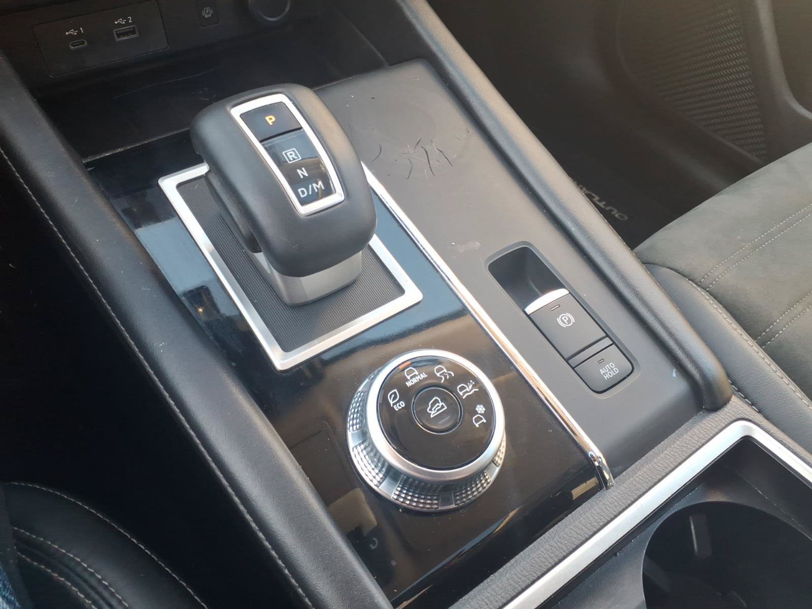 Used 2022 Mitsubishi Outlander SE FWD image 18