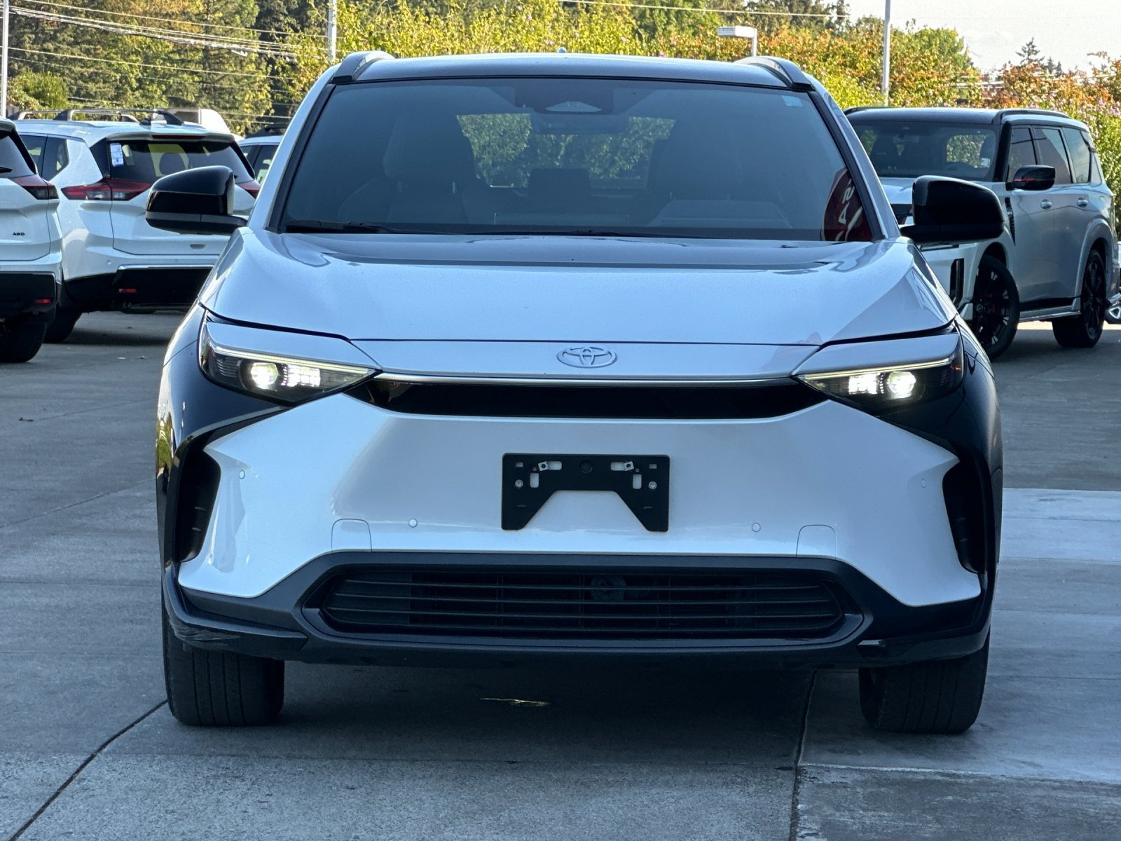 Used 2024 Toyota bZ4X AWD w/ Weather Package image 9