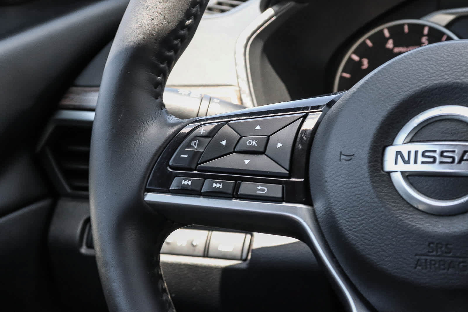 Used 2019 Nissan Altima 2.5 SL FWD image 22