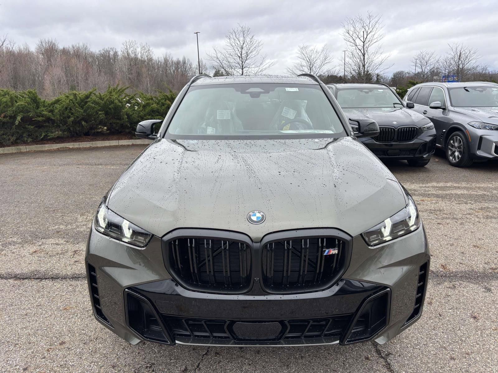 New 2026 BMW X5 M60i image 2