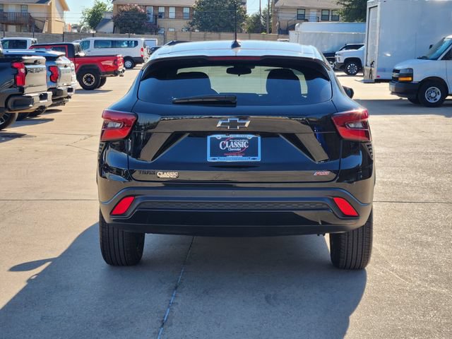 Used 2025 Chevrolet Trax RS w/ Driver Confidence Package FWD image 13