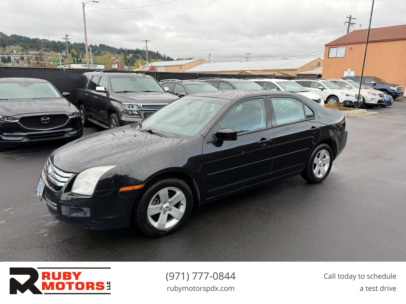 Used 2009 Ford Fusion SE FWD image 1