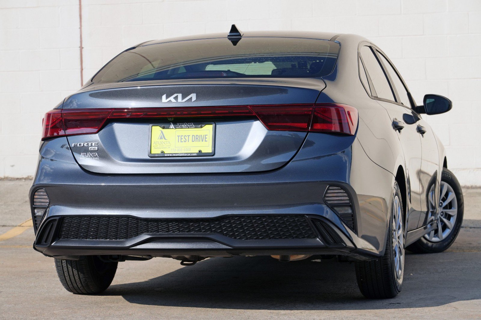 Used 2023 Kia Forte LX FWD image 4