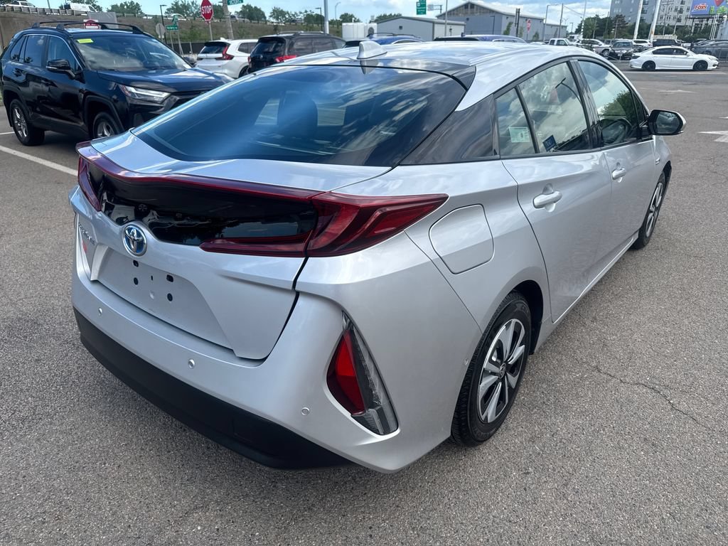 Used 2019 Toyota Prius Prime Advanced FWD image 8