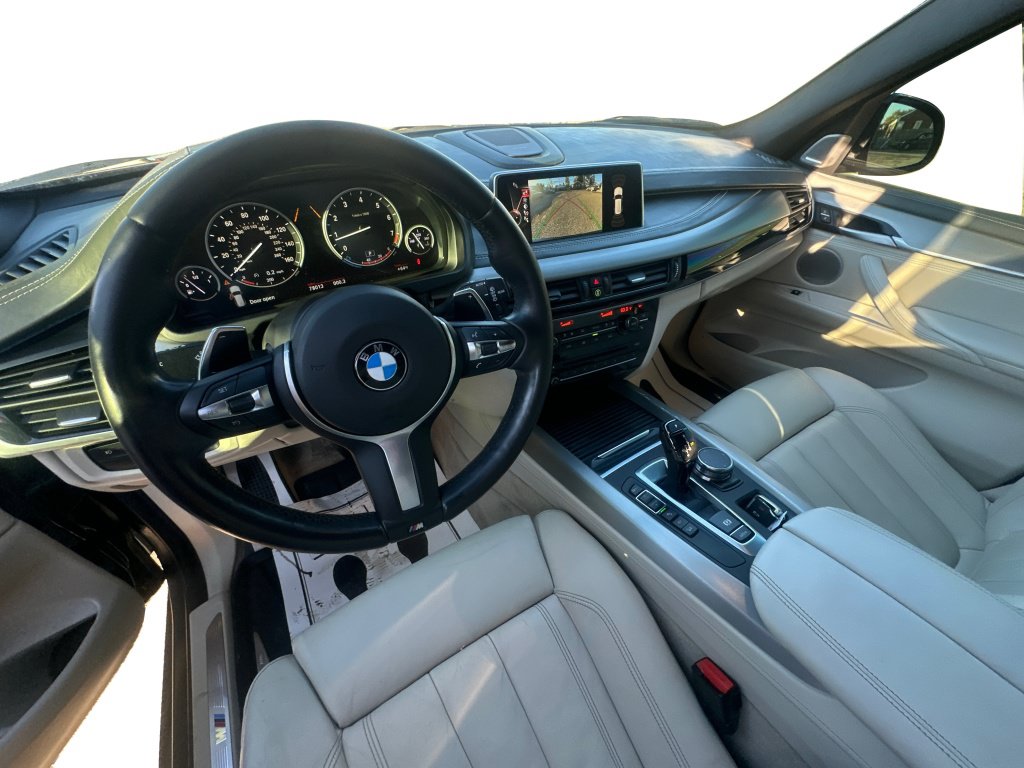 Used 2016 BMW X5 xDrive50i w/ Dynamic Handling Package AWD/4WD image 31