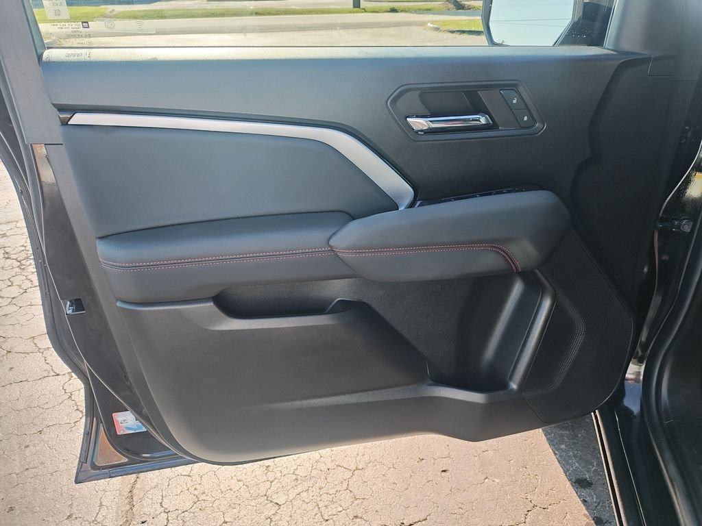 Used 2023 Chevrolet Colorado Z71 w/ Z71 Convenience Package 2 AWD/4WD image 12