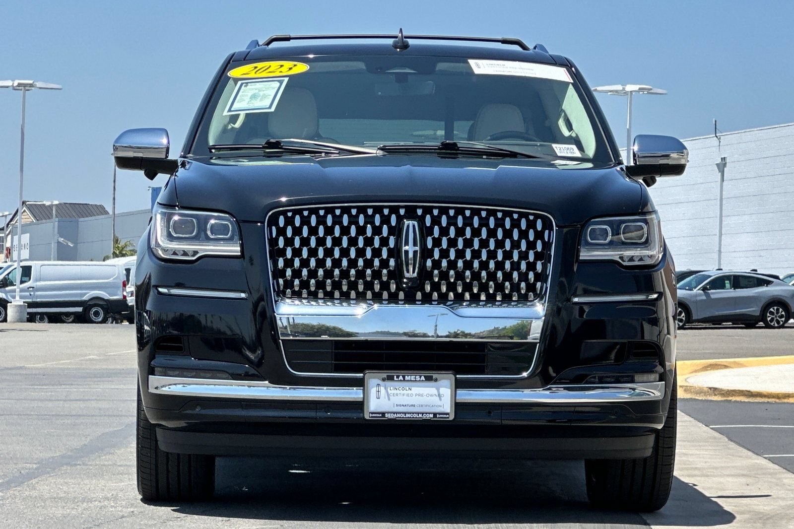 Certified 2023 Lincoln Navigator L Black Label AWD/4WD image 8