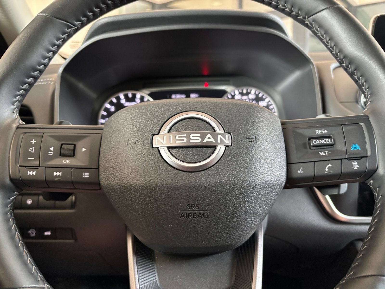 Used 2026 Nissan Rogue SV AWD/4WD image 29