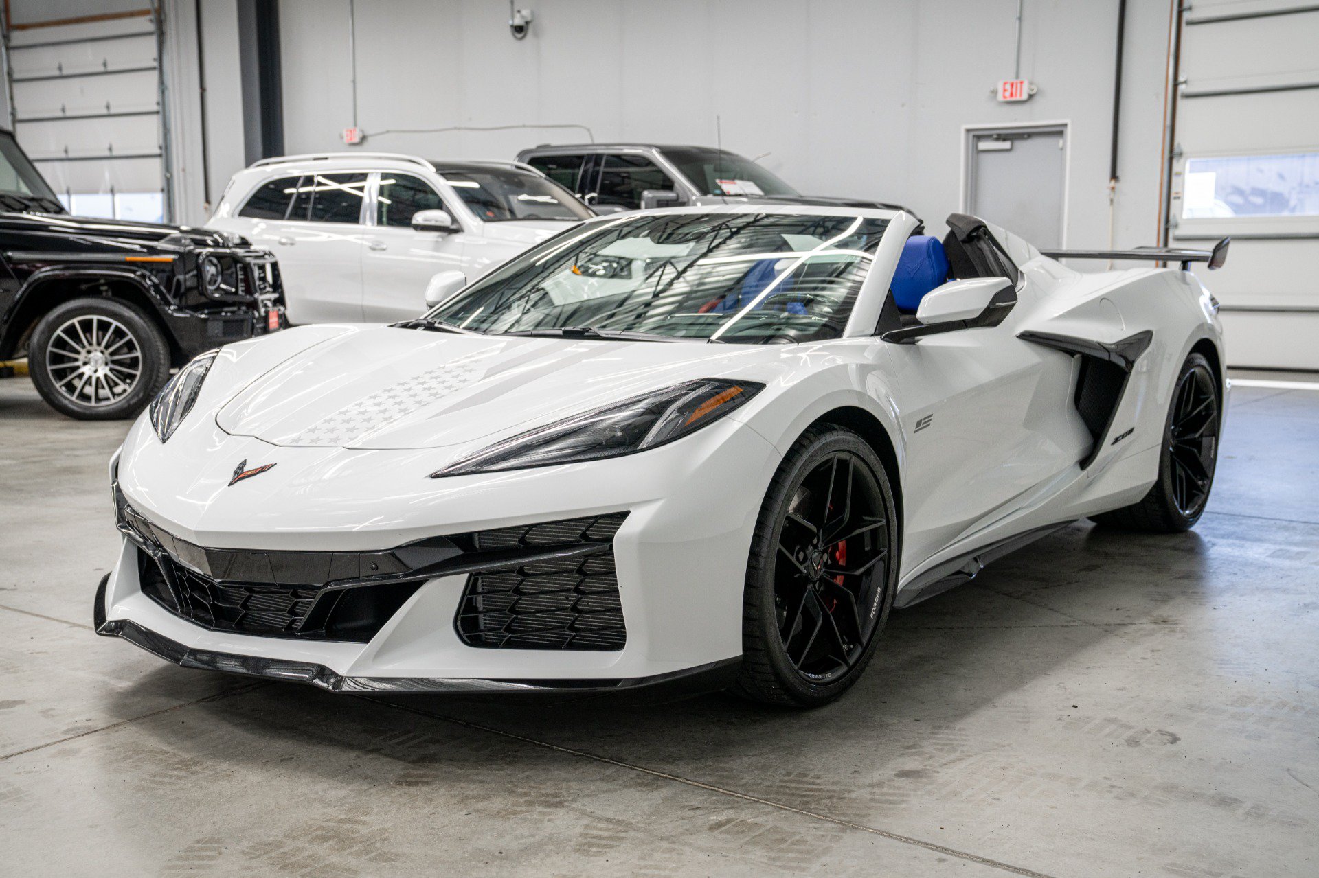 Used 2026 Chevrolet Corvette Z06 w/ Stars & Steel Limited Edition RWD image 5