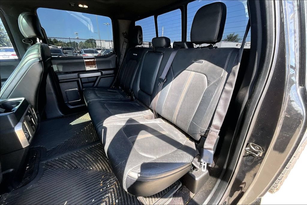 Used 2015 Ford F150 Platinum w/ Equipment Group 701A Luxury AWD/4WD image 32