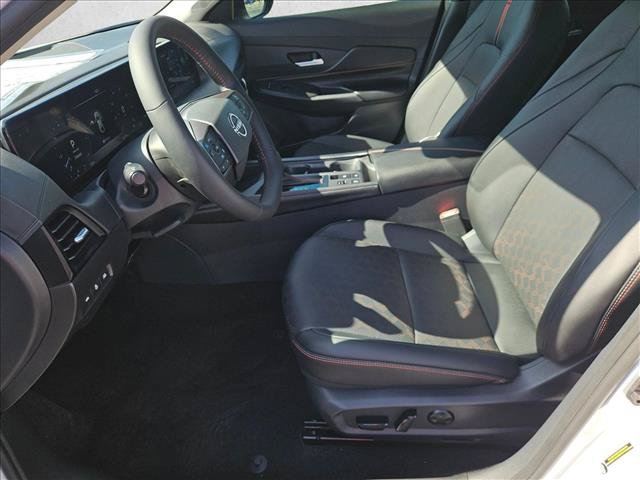 New 2026 Nissan Sentra SR w/ SR Premium Package FWD video 4