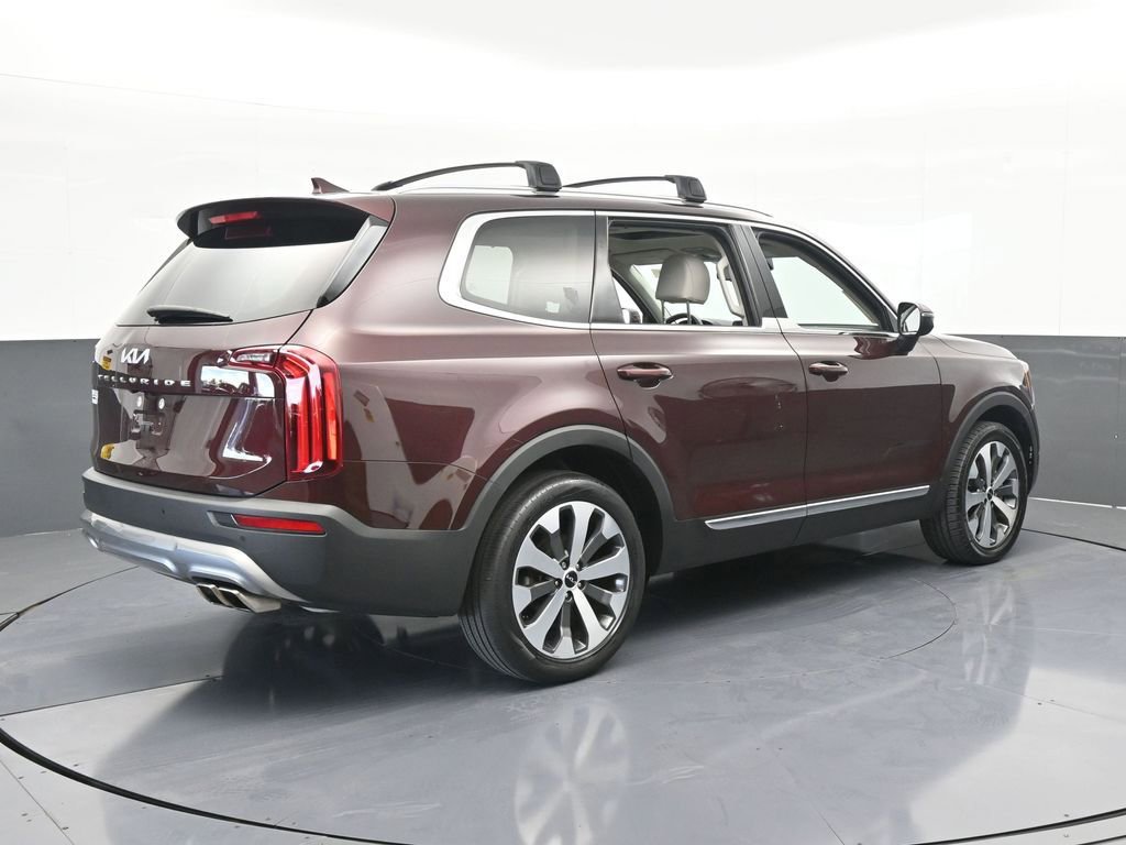 Used 2022 Kia Telluride EX w/ EX Premium Package image 6