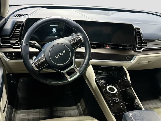 Used 2025 Kia Sportage EX w/ EX Premium Package image 20