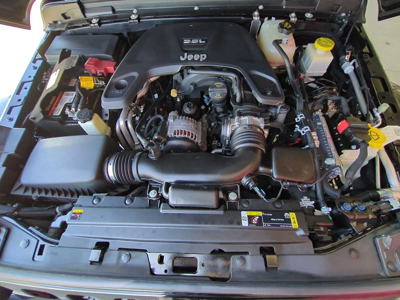 Used 2021 Jeep Gladiator Sport AWD/4WD image 27