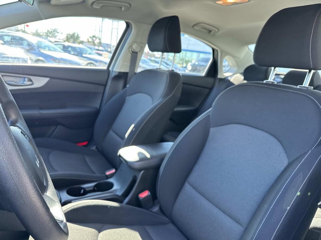 Used 2024 Kia Forte LXS image 17